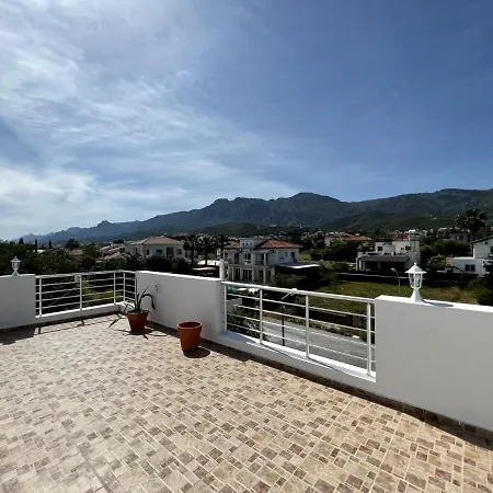 Διαμέρισμα Nature View Flat With Terrace In Kyrenia